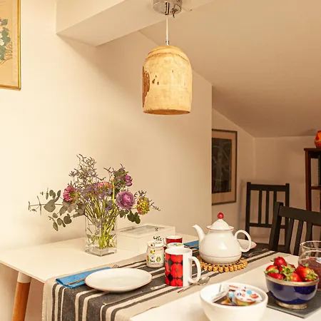 Quite And Lovely Attic - Paolo Sarpi 8 - Location Διαμέρισμα
