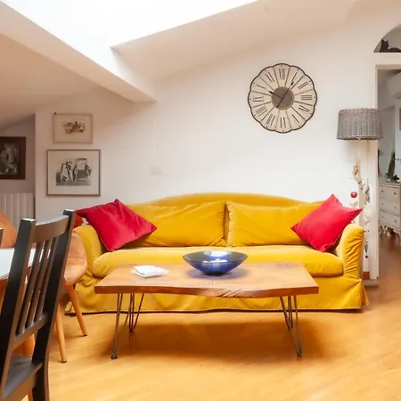 Quite And Lovely Attic - Paolo Sarpi 8 - Location דירה מילאנו