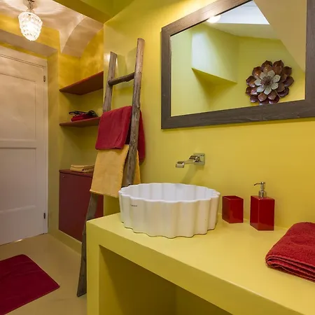 Quite And Lovely Attic - Paolo Sarpi 8 - Location מילאנו